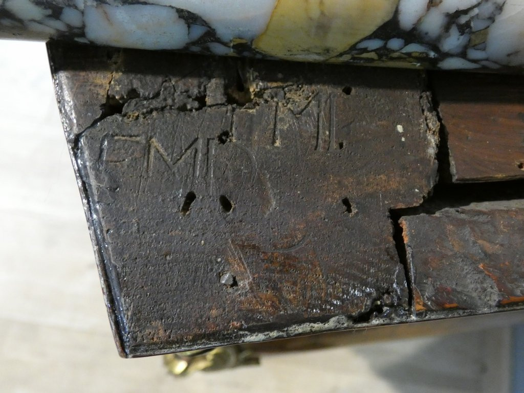 Commode tombeau époque Régence estampille FMD pour François Mondon, début XVIII ème siècle-photo-8