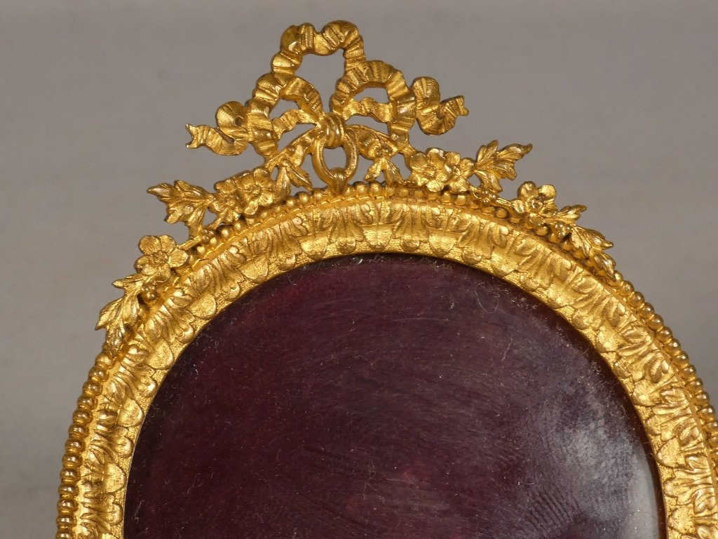Louis XVI Round Tondo Photo Frame In Chased And Gilded Bronze, Late 19th Century-photo-2