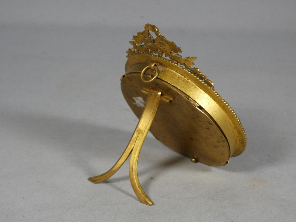 Louis XVI Round Tondo Photo Frame In Chased And Gilded Bronze, Late 19th Century-photo-1