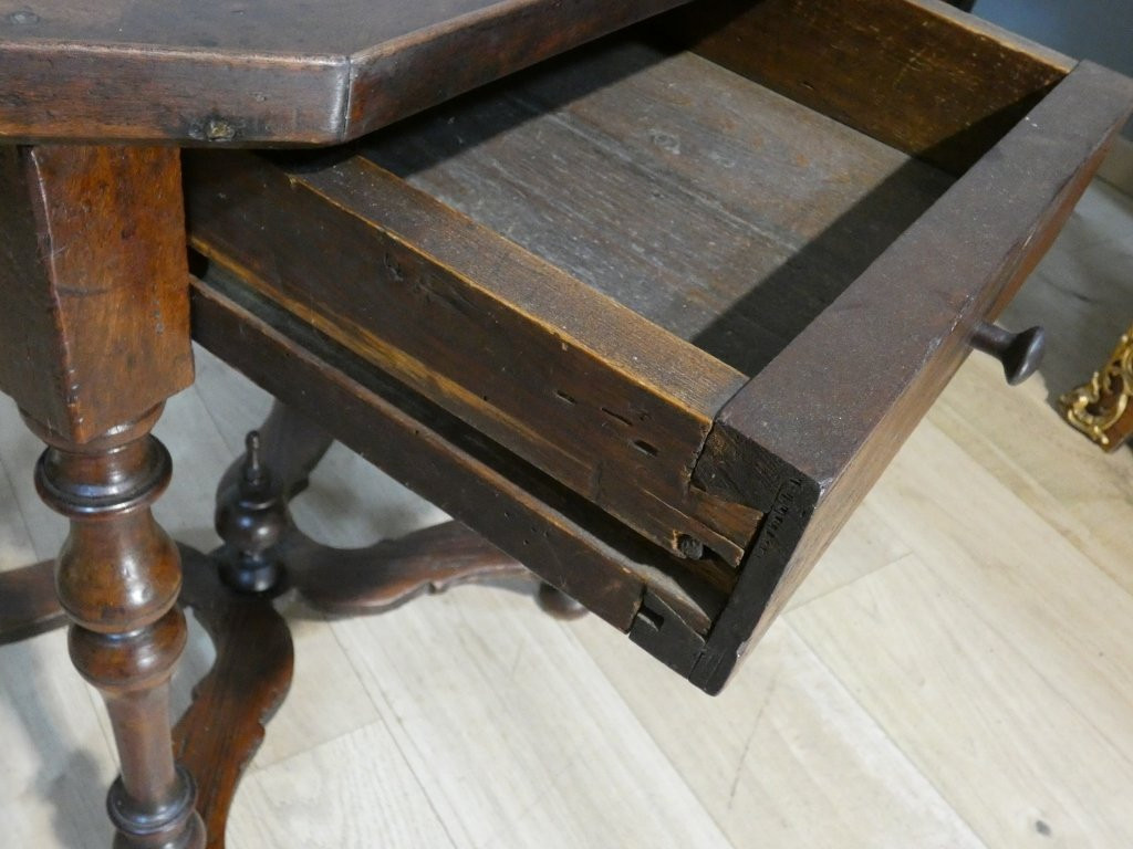 Louis XIII Period Walnut Cabaret Or Occasional Table, 17th Century-photo-4
