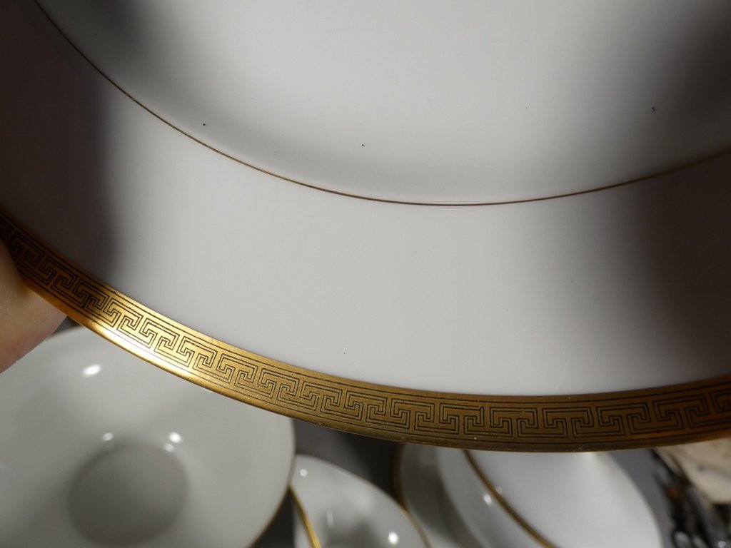 Gold And Black Greek Frieze, 12-person Service In Limoges Porcelain 56 Pieces-photo-2