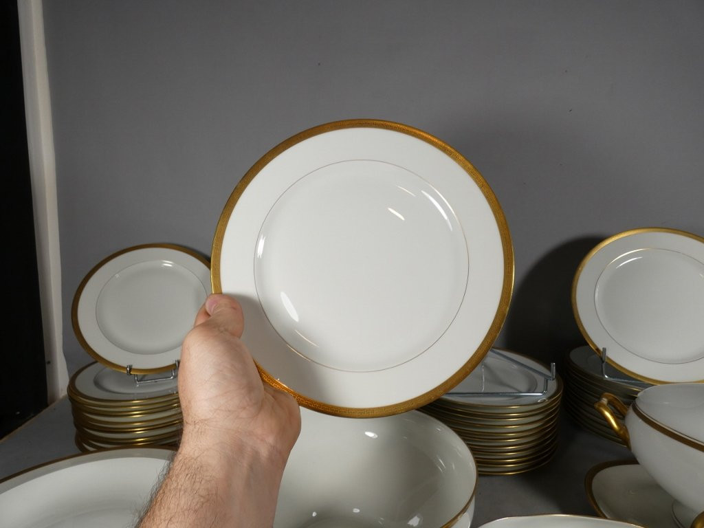 Gold And Black Greek Frieze, 12-person Service In Limoges Porcelain 56 Pieces-photo-5