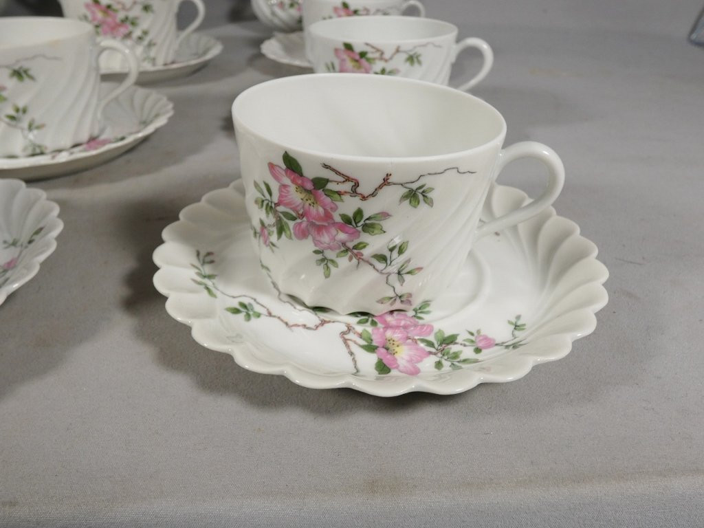Haviland Torse Eglantine, service à café pour 12 personnes en porcelaine de Limoges Bracquemond-photo-3