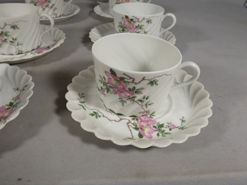 Haviland Torse Eglantine, service à café pour 12 personnes en porcelaine de Limoges Bracquemond-photo-4