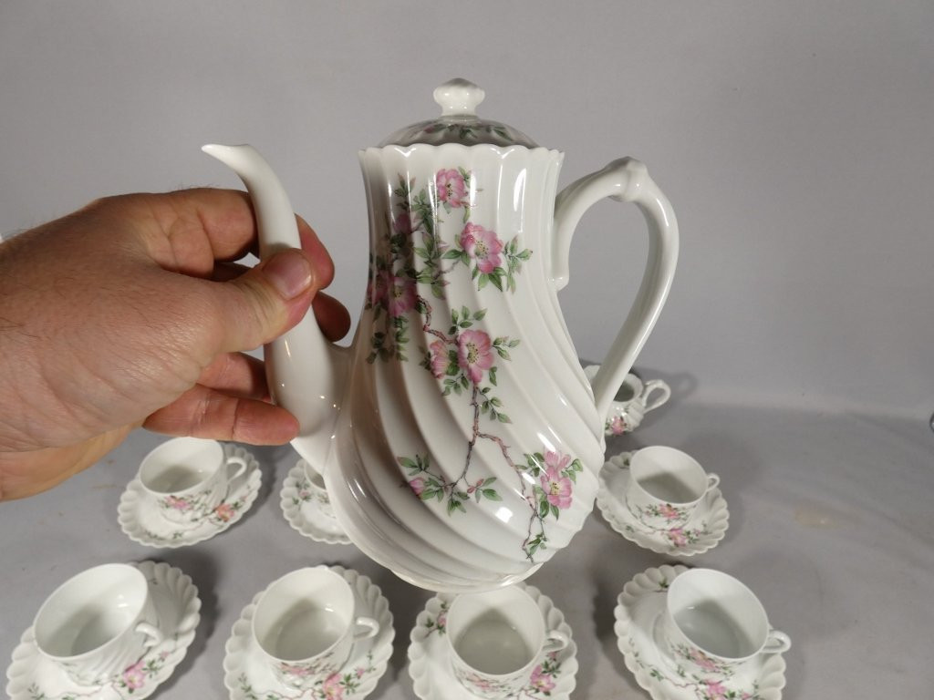 Haviland Torse Eglantine, service à café pour 12 personnes en porcelaine de Limoges Bracquemond-photo-6