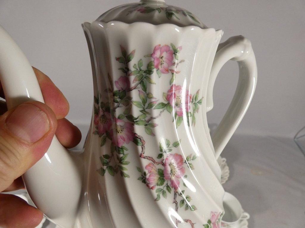 Haviland Torse Eglantine, service à café pour 12 personnes en porcelaine de Limoges Bracquemond-photo-7
