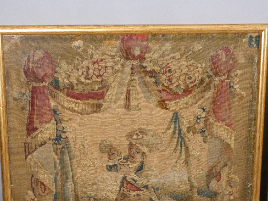 Paire de fragments de tapisserie d'époque XVII ème siècle, tableaux encadrés-photo-4