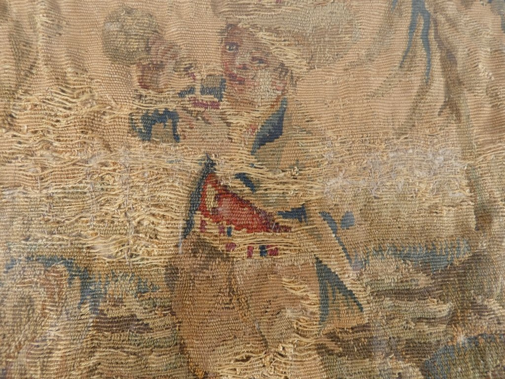 Paire de fragments de tapisserie d'époque XVII ème siècle, tableaux encadrés-photo-8
