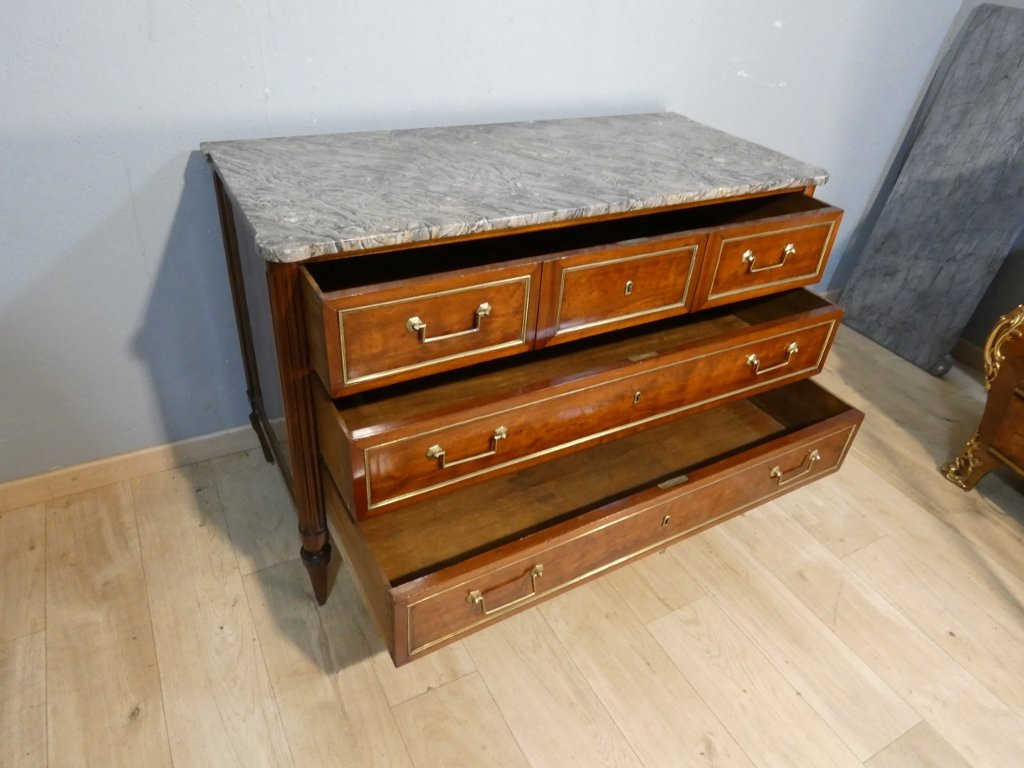 Estampille Sotto, commode d'époque Louis XVI en acajou et marbre brèche fossile grisn XVIII ème-photo-1