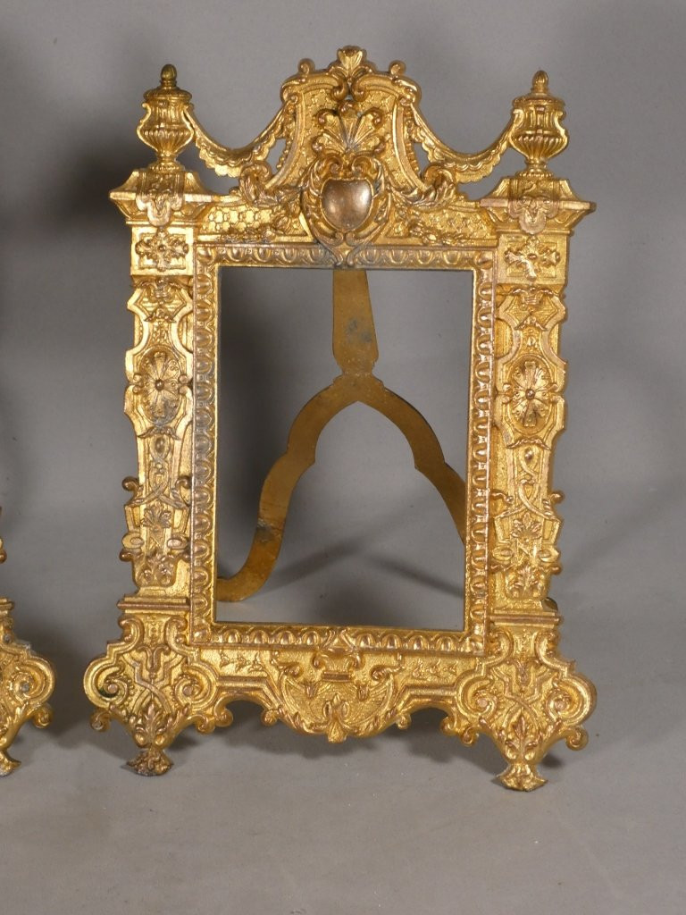 Pair Of Renaissance-style Gilt Metal Picture Frames, Late 19th Century-photo-2