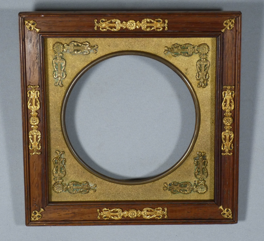 Cadre photo ou à miniature de style Empire en acajou et bronze, époque début XX ème