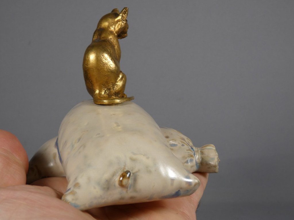 Susse frères, le chat sur sacs de farine, bronze et porcelaine, début XX ème-photo-1