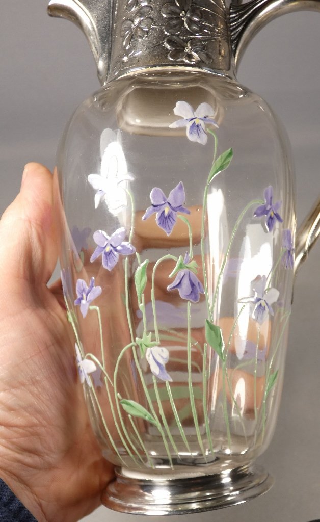 Christofle Gallia, aiguière métal argenté et verre émaillé aux violettes, époque début XX ème-photo-1