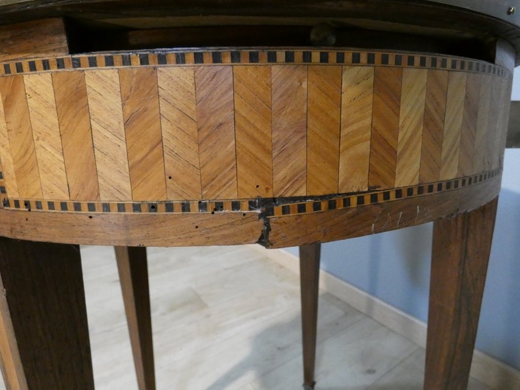 Table bouillotte de style Louis XVI en frisage de bois de rose et palissandre, époque XIX ème-photo-5