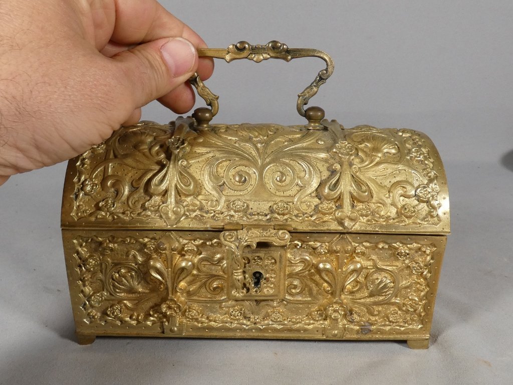 Coffret en bronze doré de style néo-gothique, XIXe siècle-photo-3