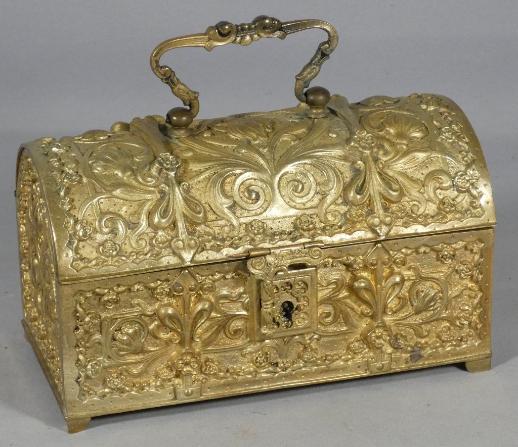 Coffret en bronze doré de style néo-gothique, XIXe siècle