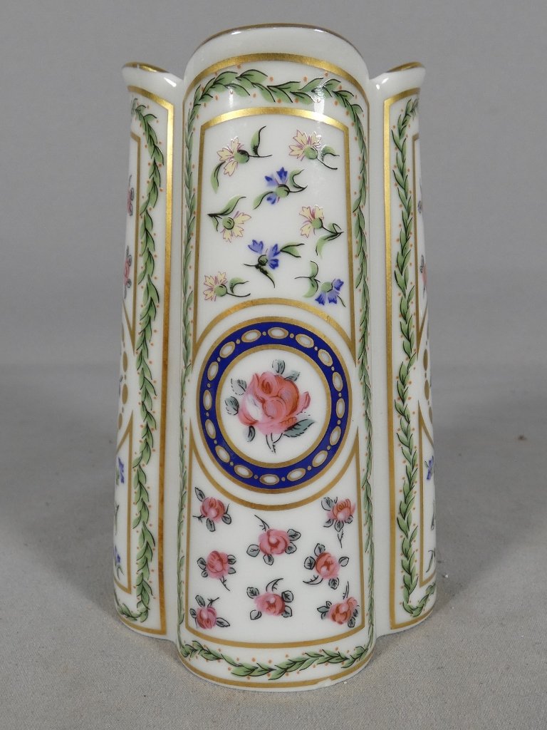 Haviland Louveciennes, Marie Antoinette Trianon-style Porcelain Vase, Limoges