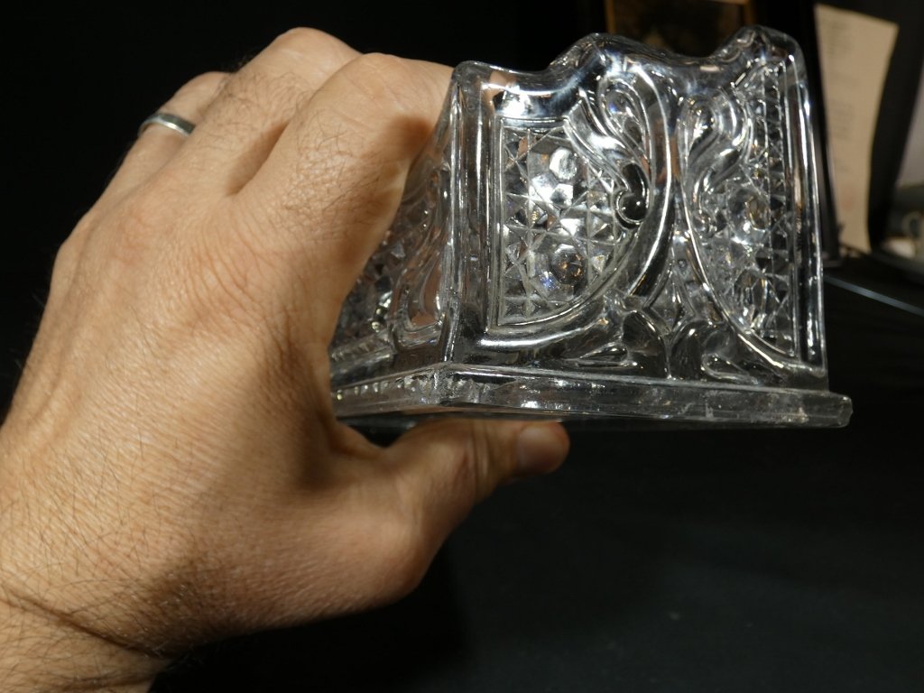 Baccarat, range courrier ou lettres à 2 compartiments en cristal moulé signé, époque XIX ème-photo-7