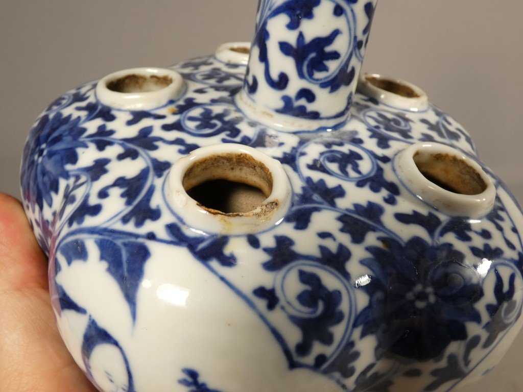 Importante bouquetière en porcelaine bleu et blanc – Chine,  Qing, époque Guangxu (1875-1908)-photo-3