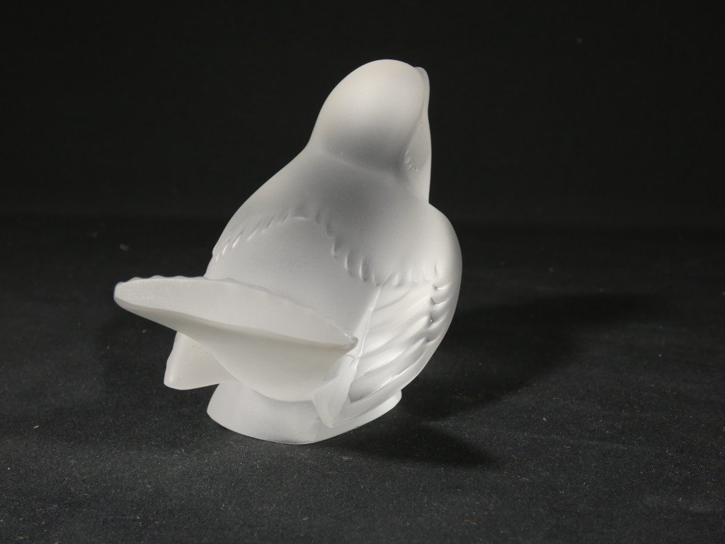 Lalique, Satin-finish Crystal Sparrow Figurine-photo-1