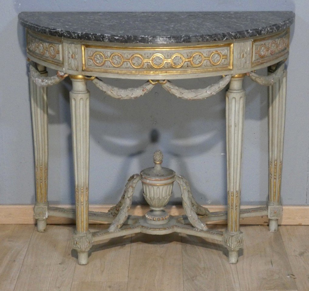 Estampille Louis Noël MALLE, Console  demi-lune d’époque Louis XVI en bois sculpté , XVIII ème