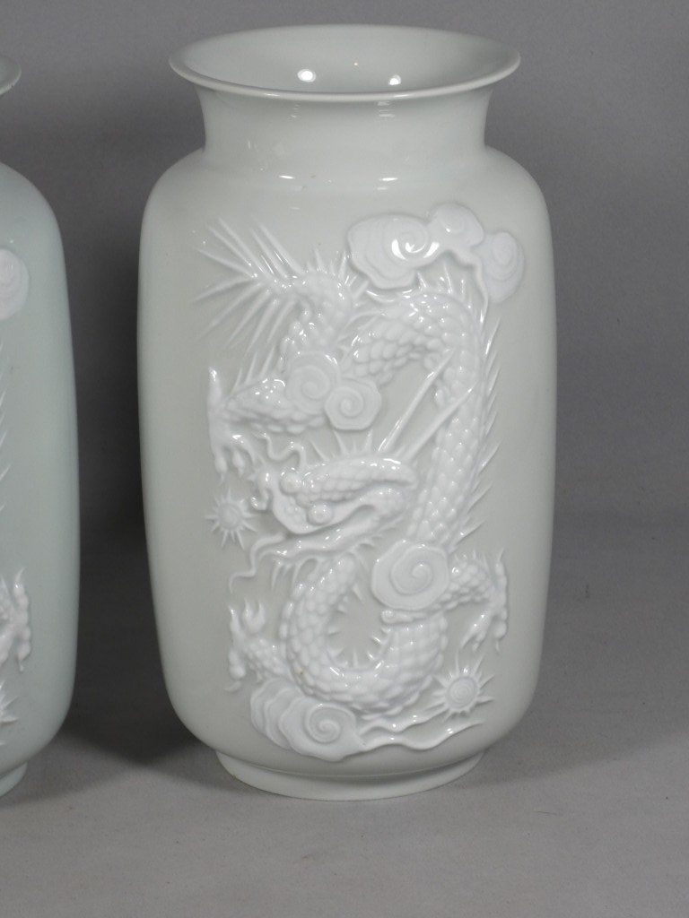 "with Dragons," Raynaud Limoges, Pair Of Celadon And White Porcelain Vases, Paste-on-paste Technique-photo-4