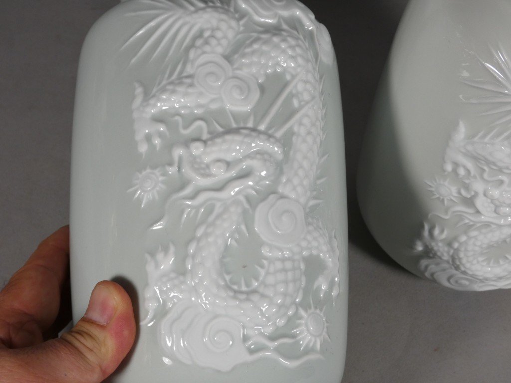 "with Dragons," Raynaud Limoges, Pair Of Celadon And White Porcelain Vases, Paste-on-paste Technique-photo-1