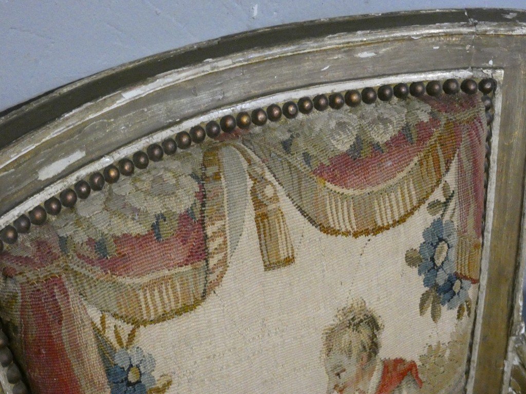 Suite de six fauteuils en bois laqué et doré tapisseries à scènes– Époque Directoire, vers 1795-photo-1