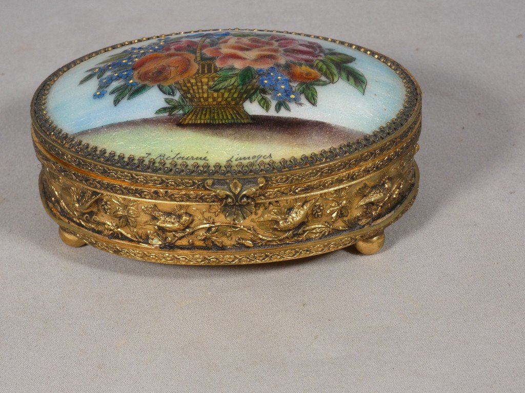 Email From Limoges By Bétourné, Brass And Enamel Jewelry Box With Floral Decoration-photo-3