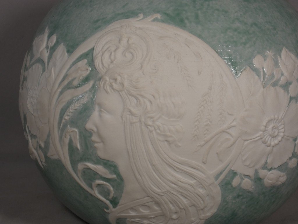 Art Nouveau, Rare Vase Pâte Sur Pâte Visage De Femme En Biscuit Sur Porcelaine, Limoges 1900-photo-3