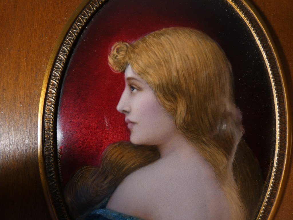 Paul Bonnaud (1873-1953) Limoges, portrait en profil d'une jeune femme, émail sur cuivre-photo-5