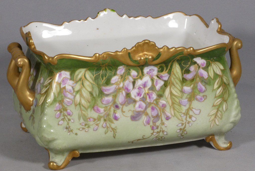La Glycine, jardinière en porcelaine de Limoges, époque Art Nouveau, vers 1900