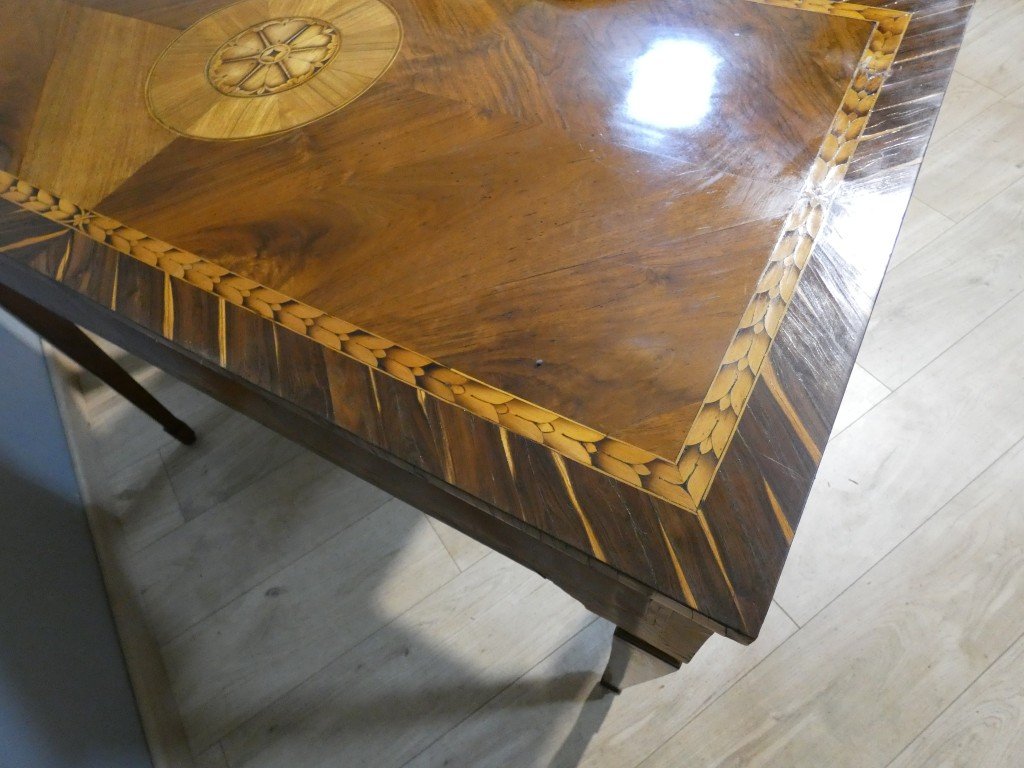 Table de salon formant bureau en marqueterie – Italie du Nord, fin du XVIIIᵉ siècle-photo-8