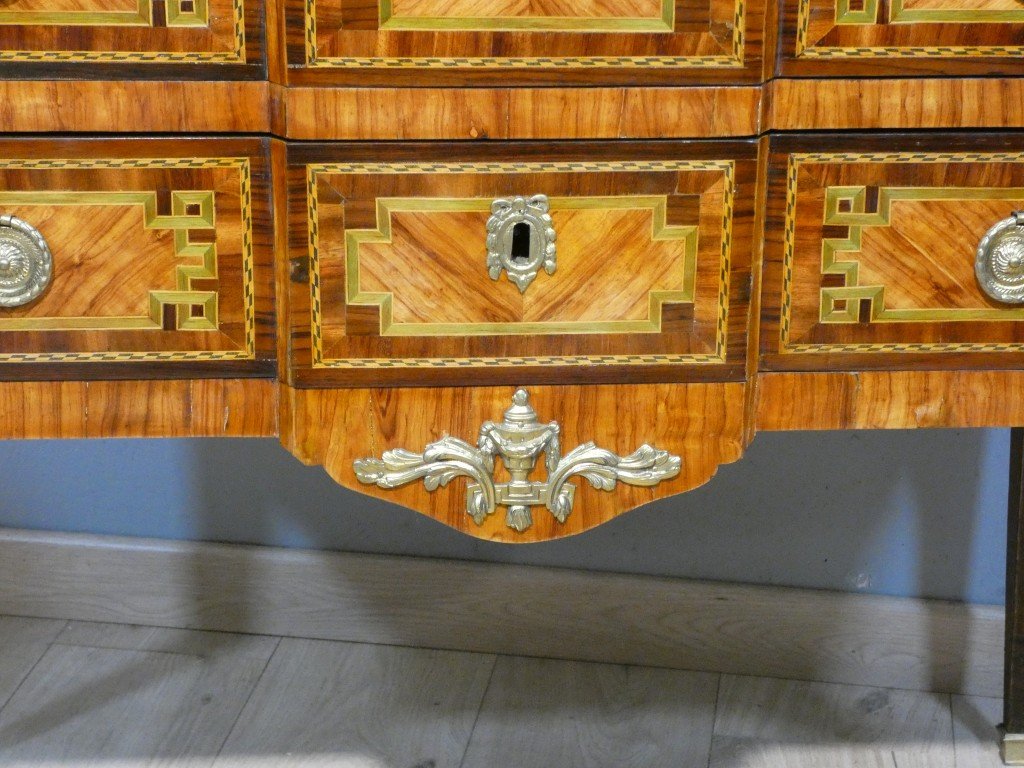 Chest Of Drawers With A Stepped Front And Marquetry – Louis XVI Period, 18th Century-photo-1