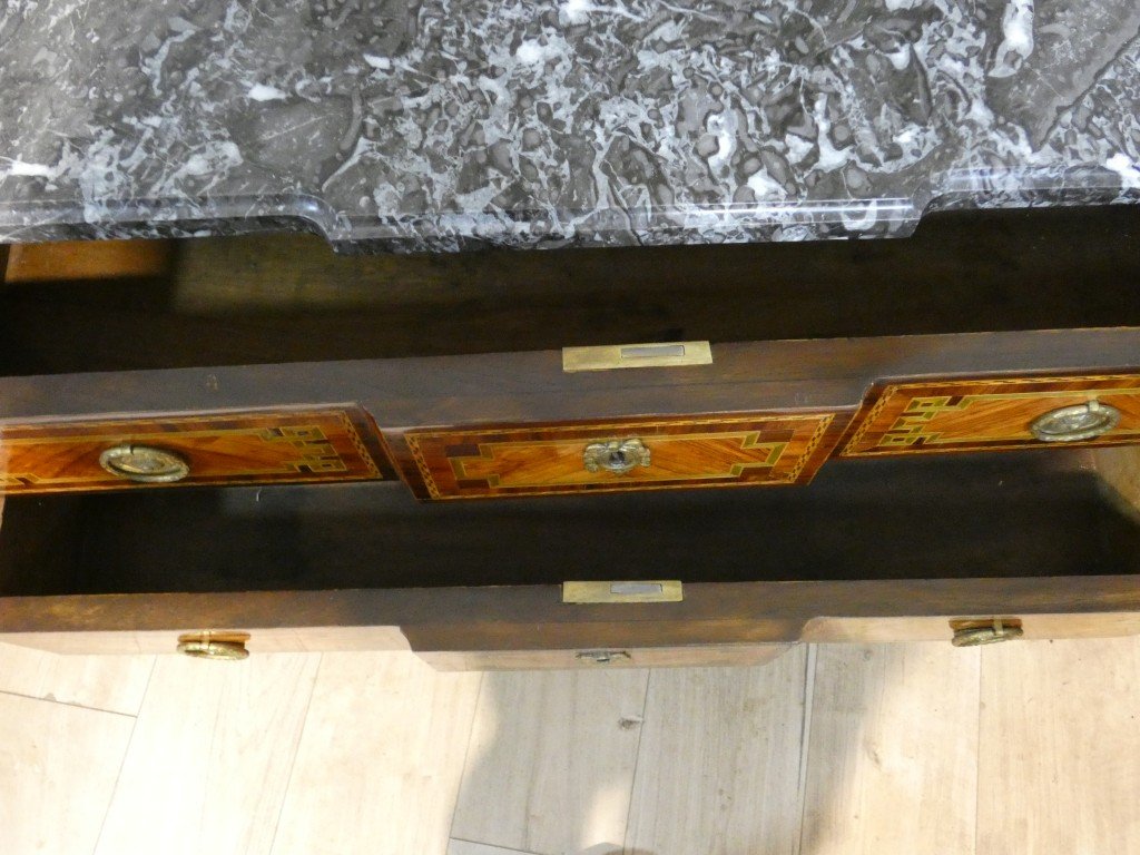 Chest Of Drawers With A Stepped Front And Marquetry – Louis XVI Period, 18th Century-photo-4