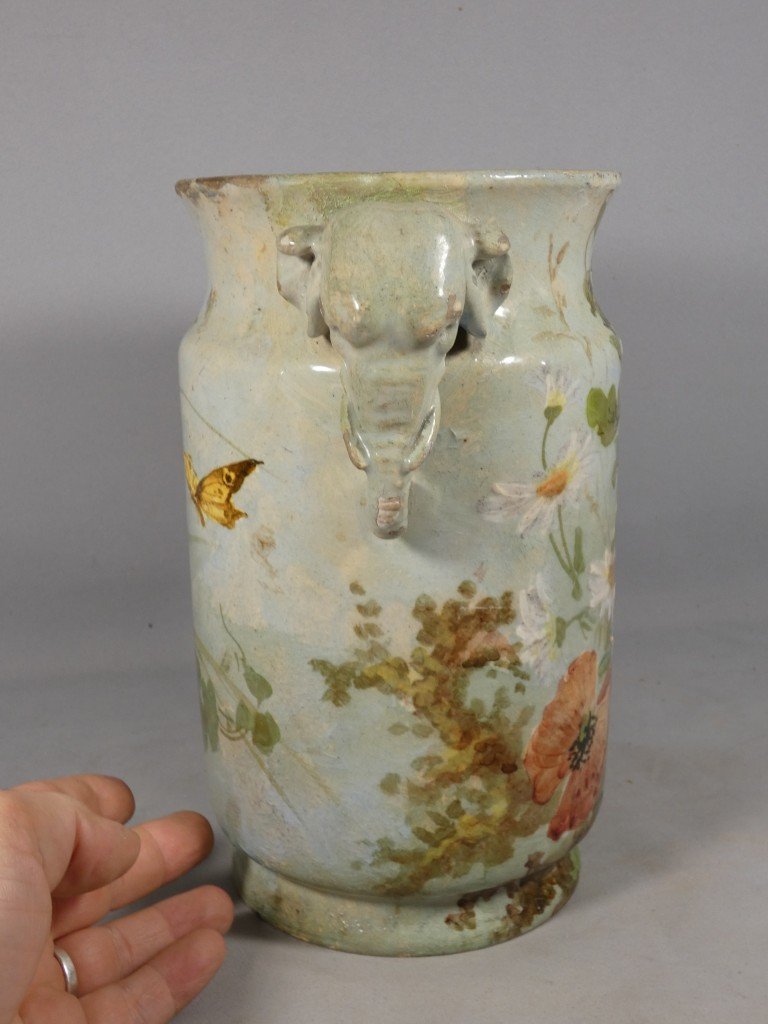 Vase à anses en forme de têtes d’éléphant, faïence de Montigny-sur-Loing, atelier Schopin XIX-photo-2