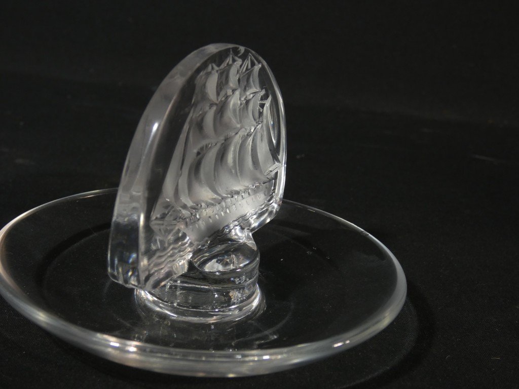 Lalique France, Crystal Ring Sizer Featuring A Three-masted Ship-photo-4