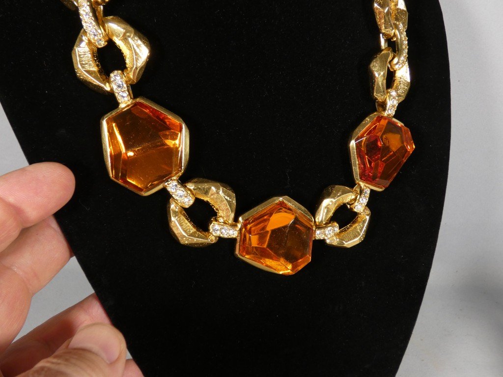 Collier Jean-Louis Scherrer Paris – Métal Doré, Strass Et Résine Couleur Ambre – Vers 1980-photo-3