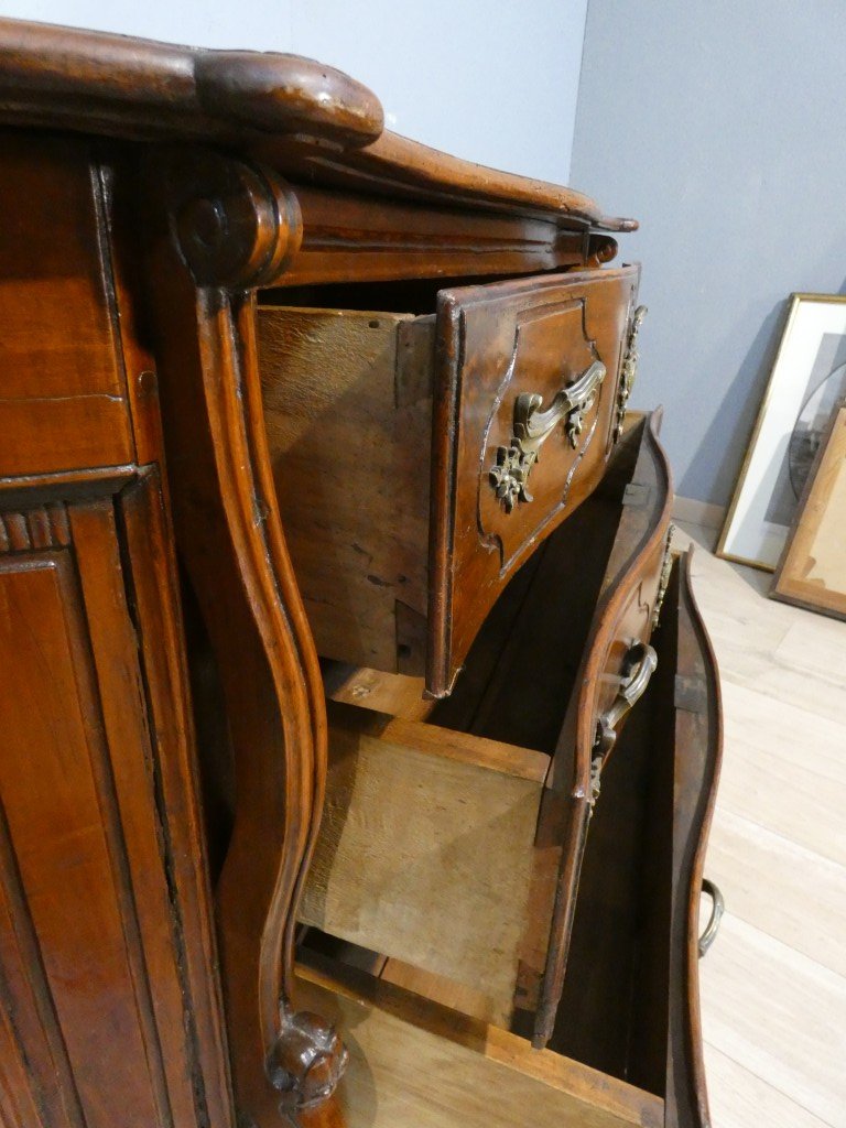 Importante commode Mazarine en merisier massif – Époque Louis XIV / Régence – début XVIII ème-photo-3