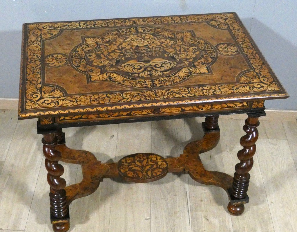 Louis XIV-style Coffee Table With Floral And Bird Marquetry – Late 17th Century