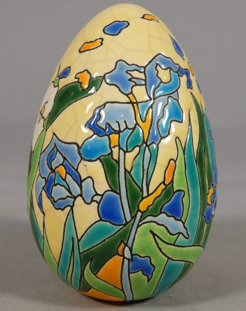 Les Iris de Van Gogh, oeuf en faïence de Longwy numéroté 208/500