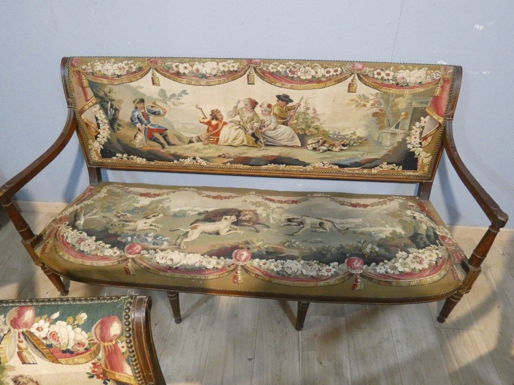 Directoire-style Period Parlor With 18th-century Tapestry Depicting Pastoral Scenes And La Fontaine's Fables-photo-1