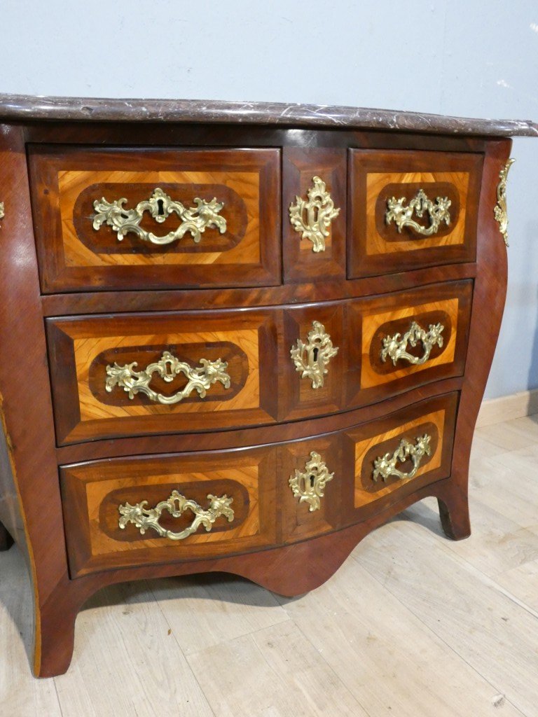 Commode Louis XV estampillée A. Moreau – placage de bois de rose, XVIIIe siècle-photo-4