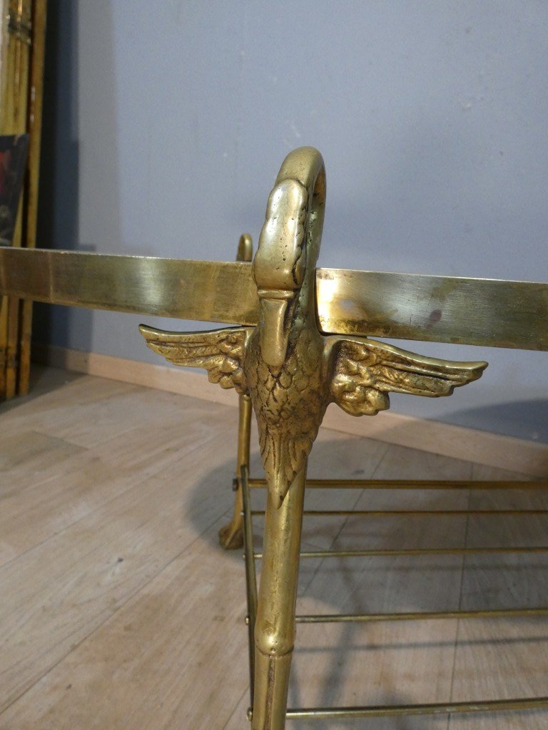 Table basse néoclassique en bronze et laiton aux cygnes, plateau de marbre – vers 1960, Jansen?-photo-4