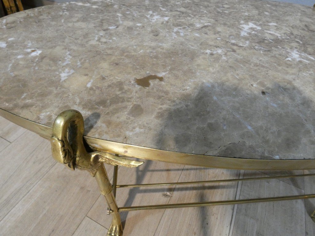 Table basse néoclassique en bronze et laiton aux cygnes, plateau de marbre – vers 1960, Jansen?-photo-1