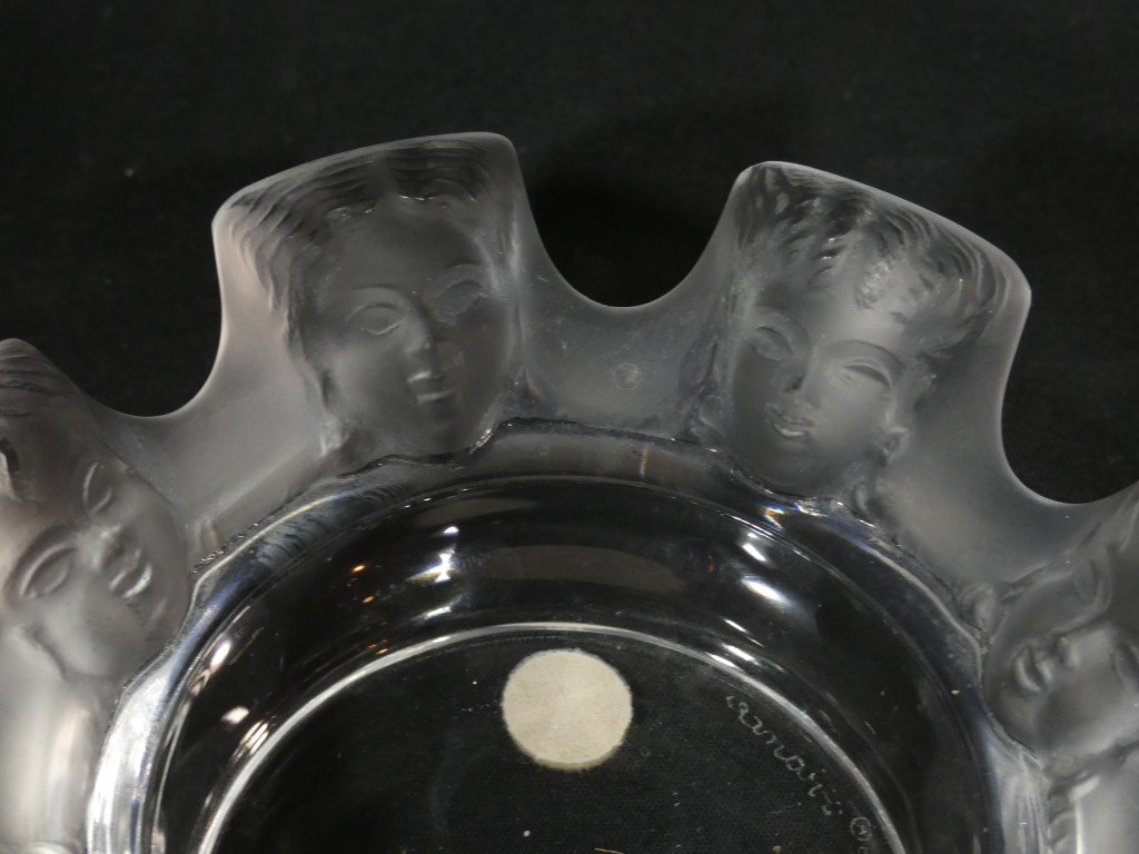 Lalique France – Vide-poche / cendrier modèle Saint-Nicolas aux huit visages – Cristal satiné-photo-1