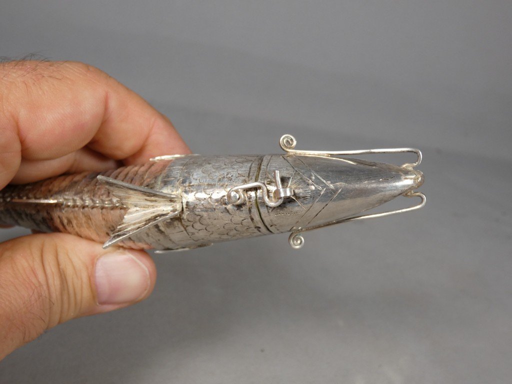 Large Articulated Fish Box In Solid Silver, Spain, Ca. 1960-photo-2