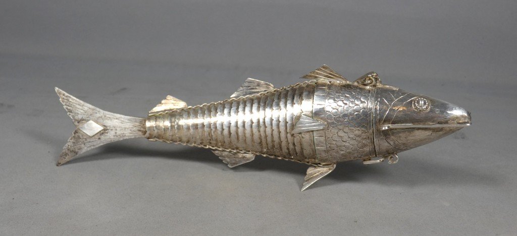 Large Articulated Fish Box In Solid Silver, Spain, Ca. 1960