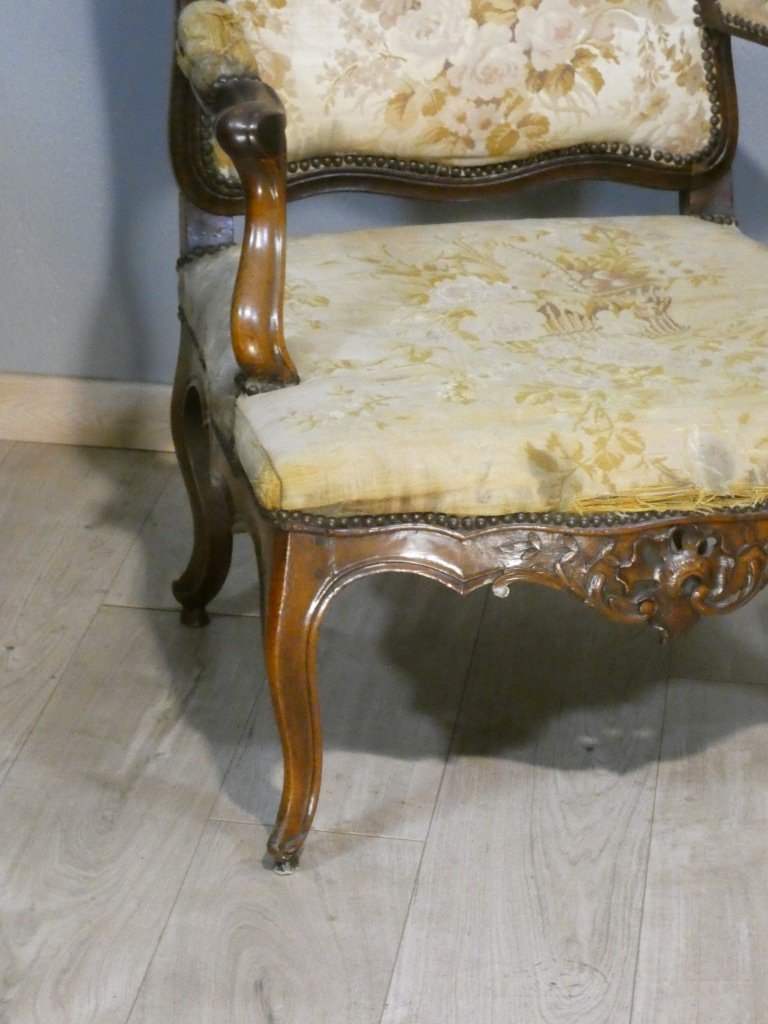 Pair Of Provençal Louis XV Armchairs In Walnut With Openwork Crossbars – 18th Century-photo-2