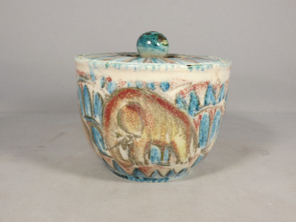 Villeroy & Boch Mettlach – Lidded Jar With Elephants, Attributed To Maria Kohler, Circa 1950-photo-1